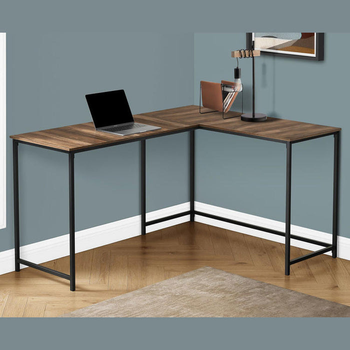 Monarch Specialties I 7391 | Meuble d'ordinateur - 58" - En coin - Conception en L - Métal noir - Immitation bois brun-SONXPLUS Rimouski